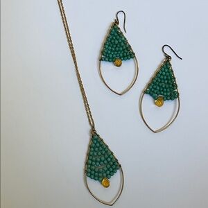 Stella & Dot Turquoise and Gold Goa Earrings and Necklace